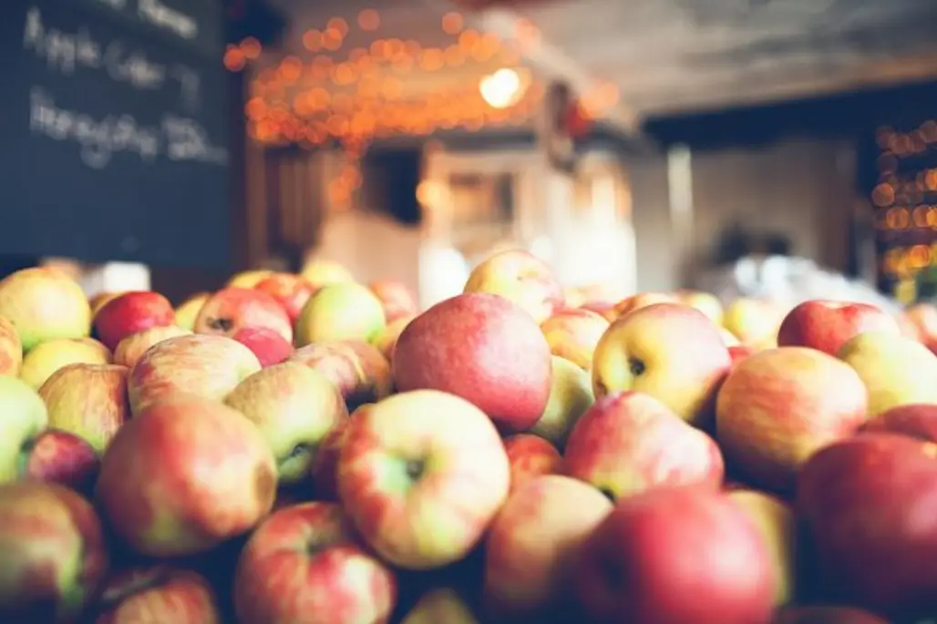 Keep Apples Away from Other Foods