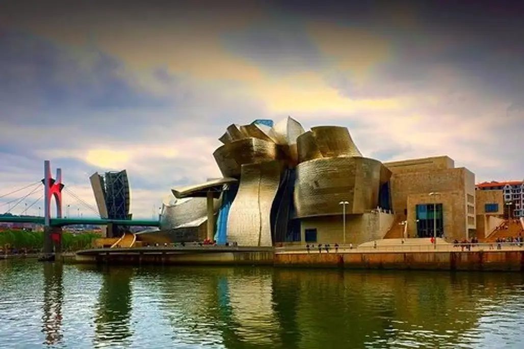 Guggenheim Art Gallery, Bilbao, Spain