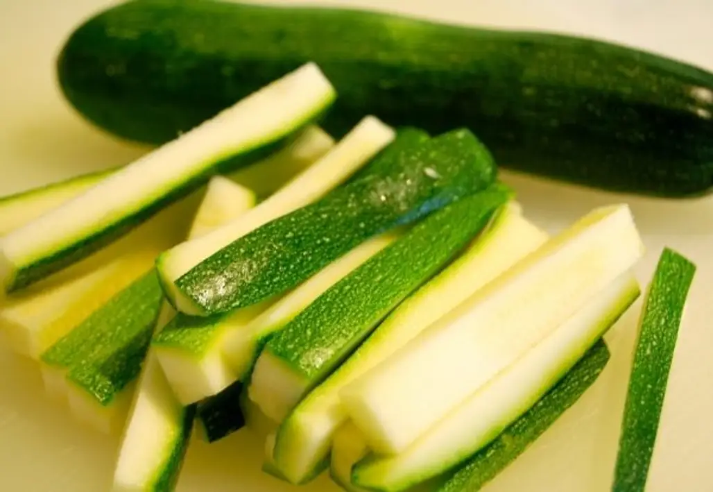 Zucchini Wedges with Ranch Dressing