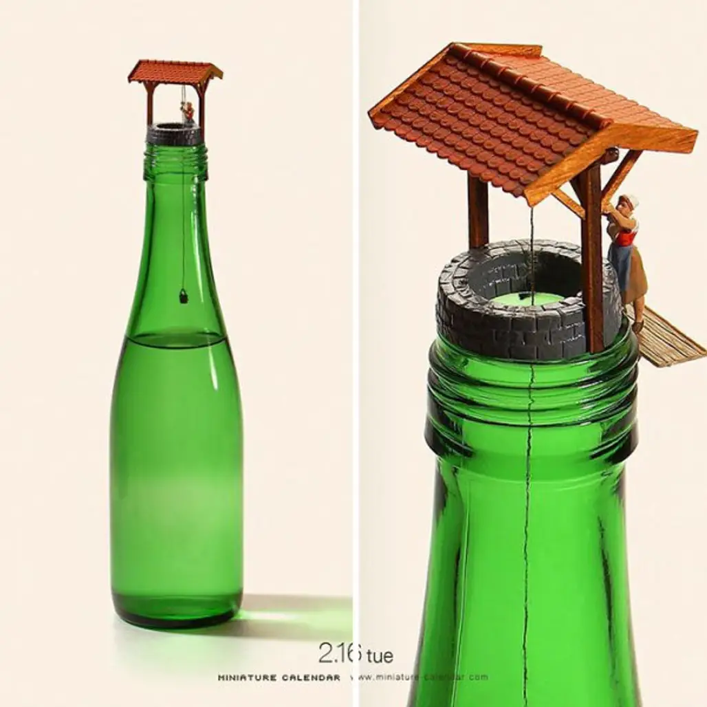 beer bottle, man made object, bottle, wine bottle, green,