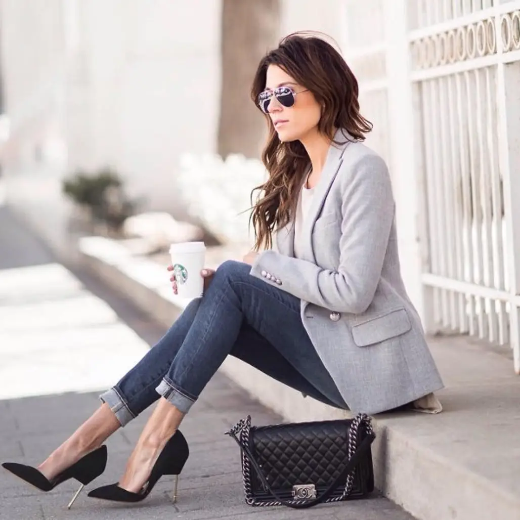 How To Dress Minimal Chic - Stunning Style