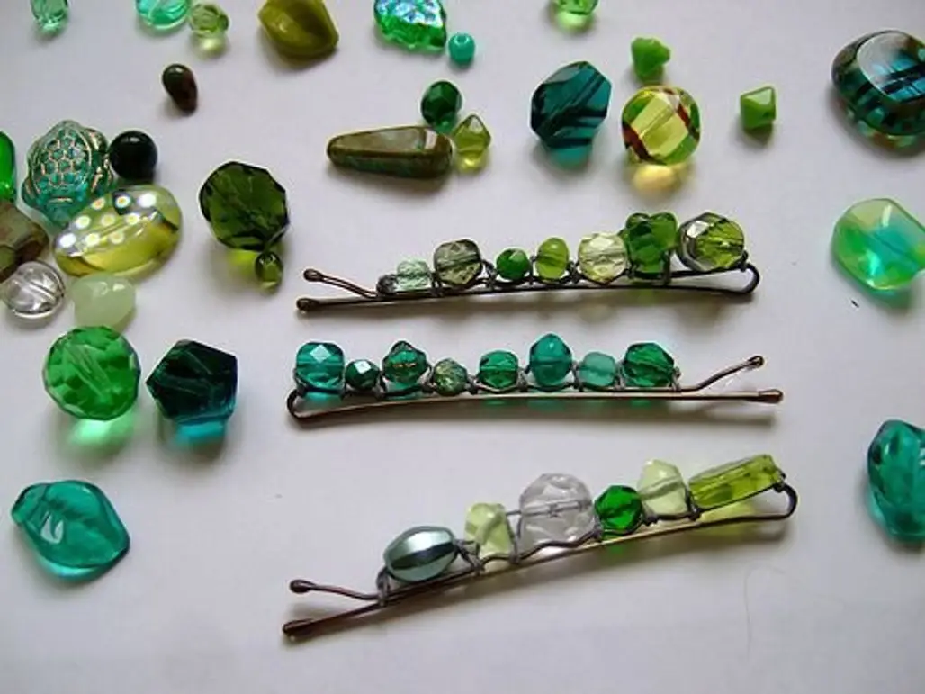 green,jewellery,fashion accessory,bead,gemstone,