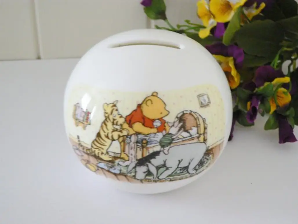 Winnie the Pooh Vintage 1990's Globe Money Box by Royal Doulton