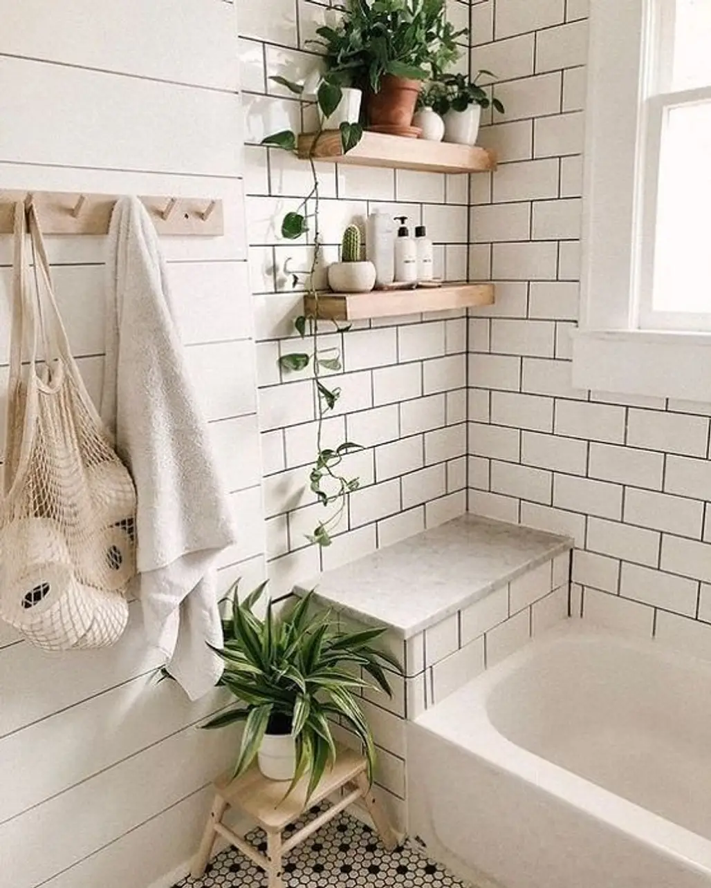 Bathroom, Tile, White, Shelf, Room,