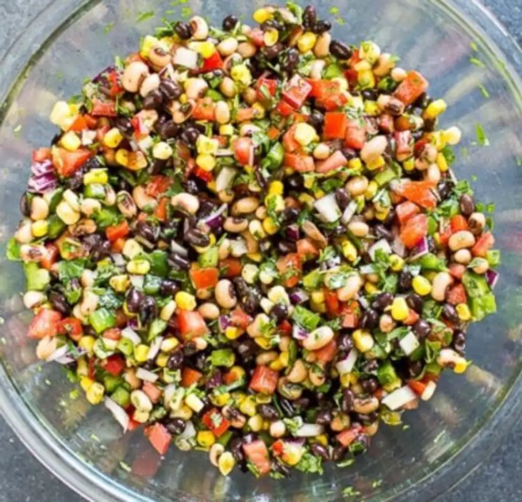 17 Easy and Delicious Salads for Women Wanting to Lose Weight ...