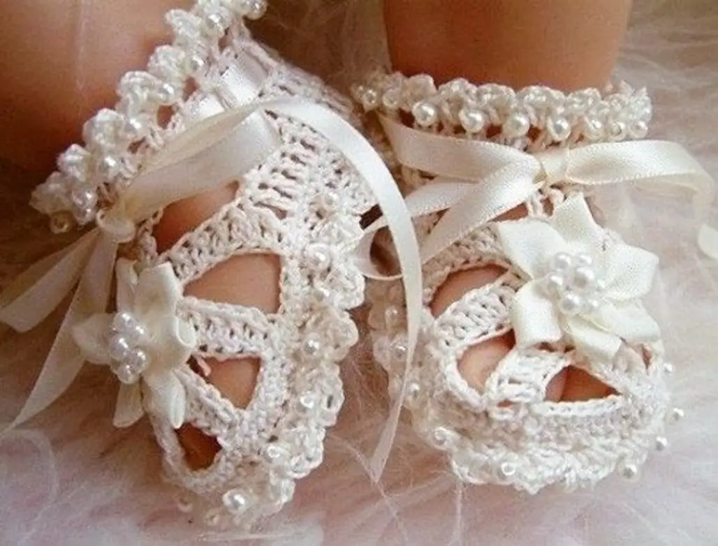 white,clothing,bridal accessory,wedding dress,fashion accessory,