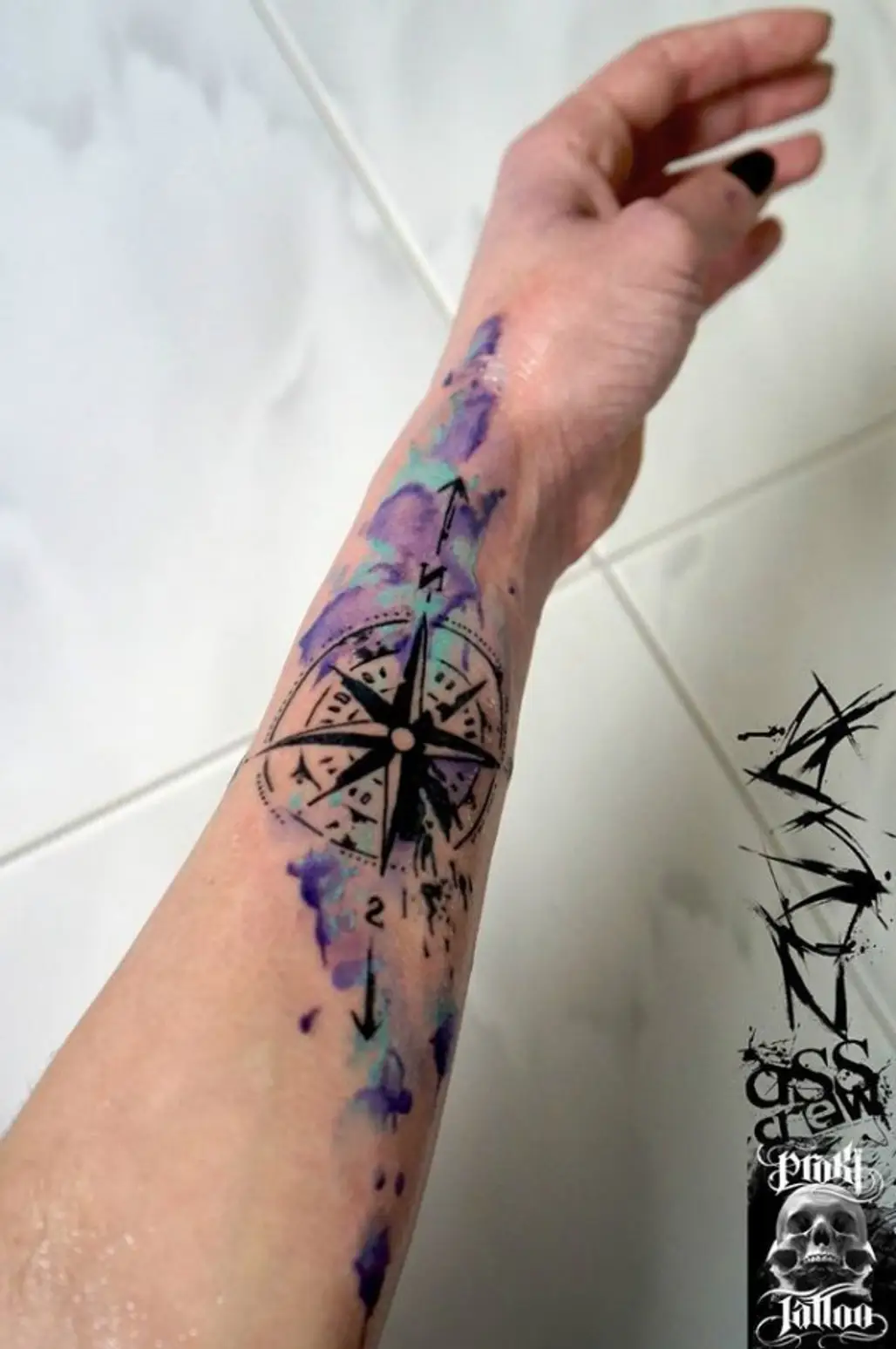 arm,tattoo,finger,pattern,nail,