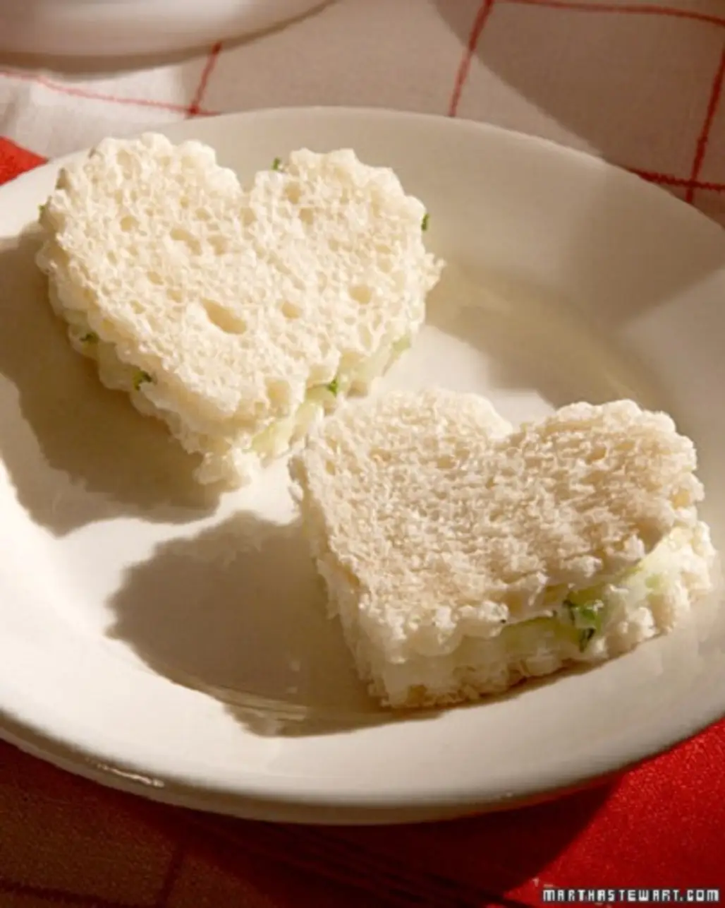 Mini Shaped Sandwiches: Adorable Kids' Lunch Ideas...