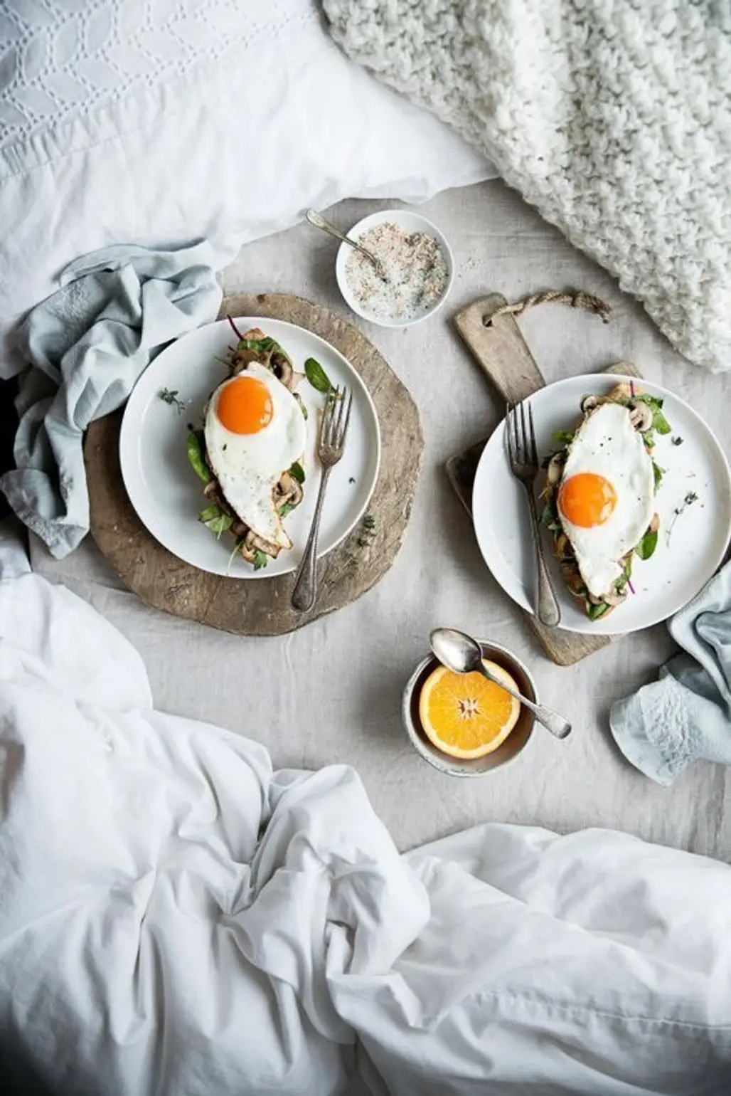tableware, egg, breakfast, dishware, porcelain,