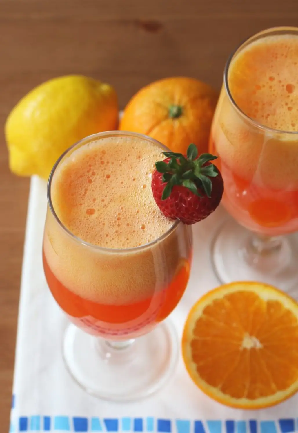 Strawberry Navel Orange Lemonade Spritzer
