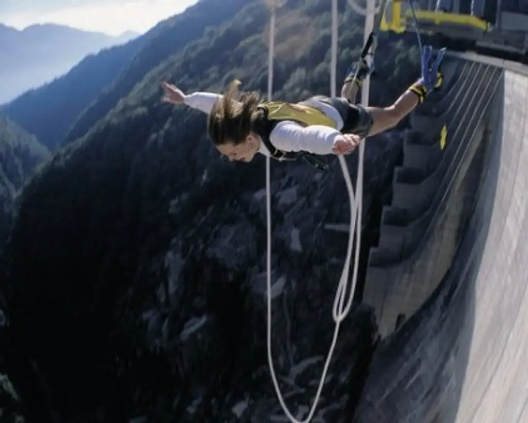 Bungee Jumping in Switzerland