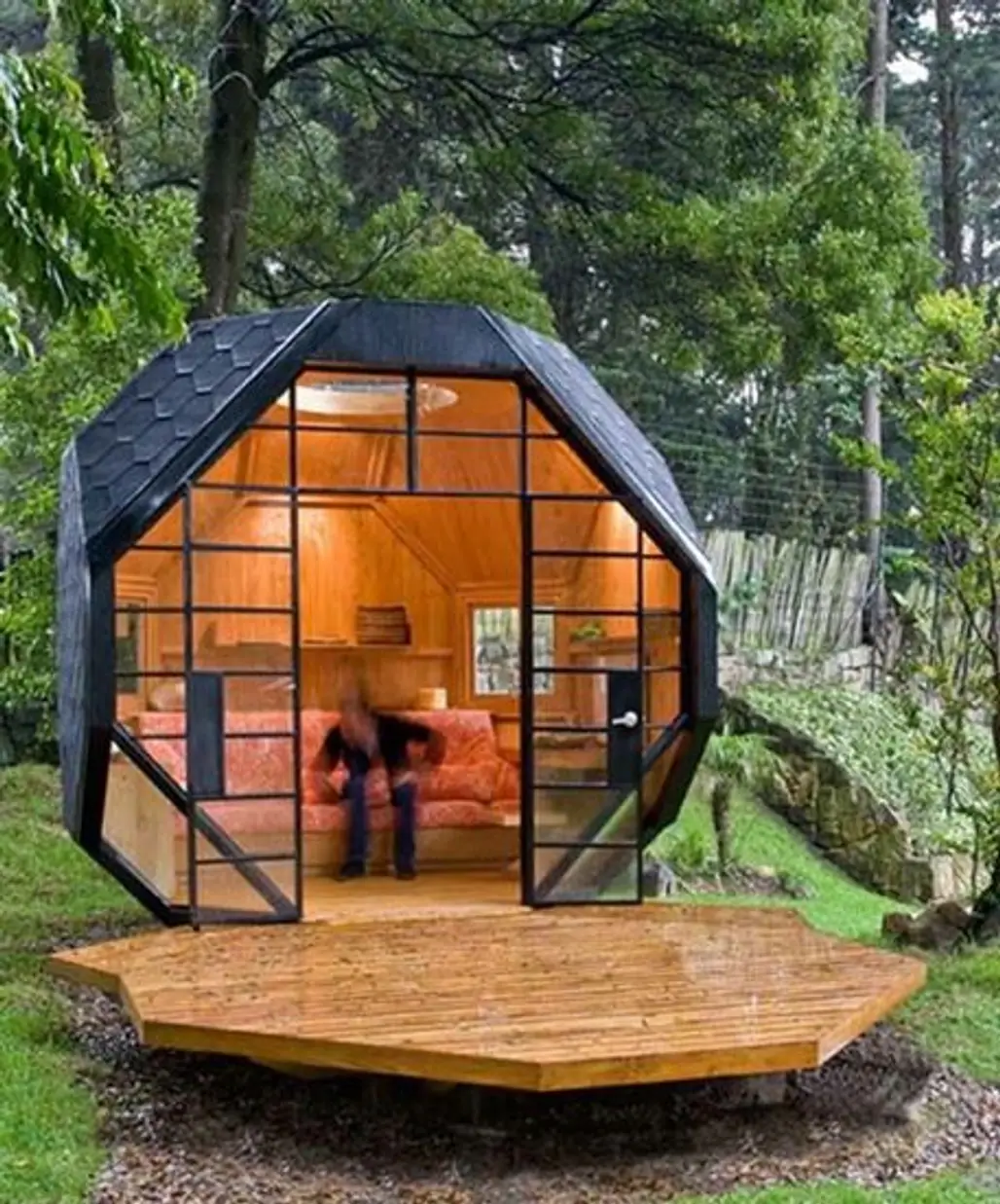 building,shed,hut,outdoor structure,backyard,