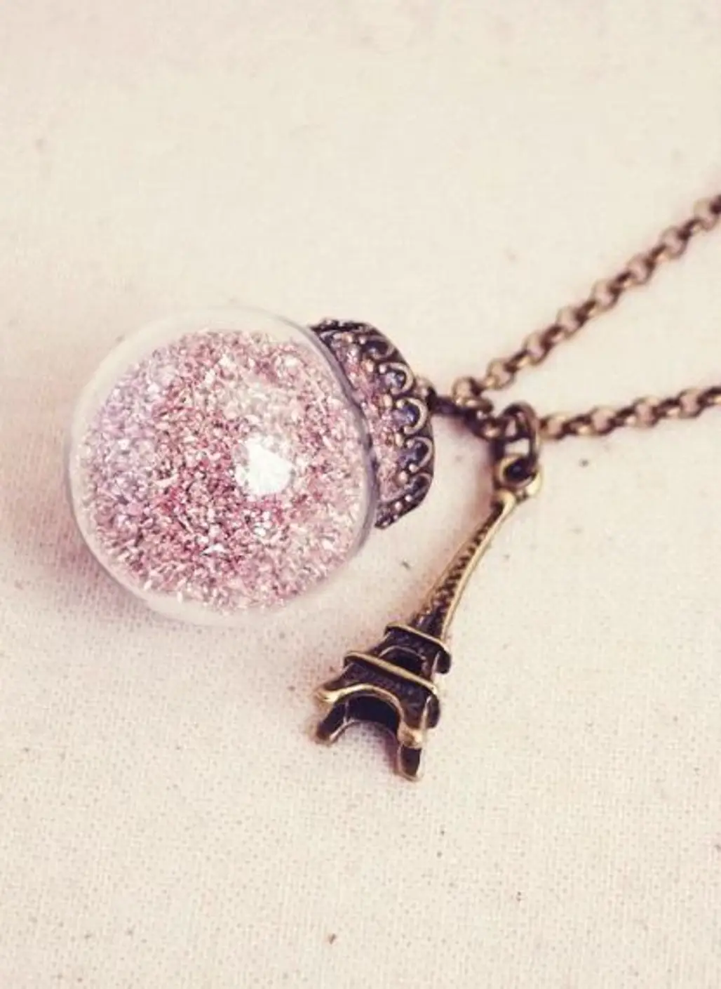 jewellery,pendant,fashion accessory,pink,locket,
