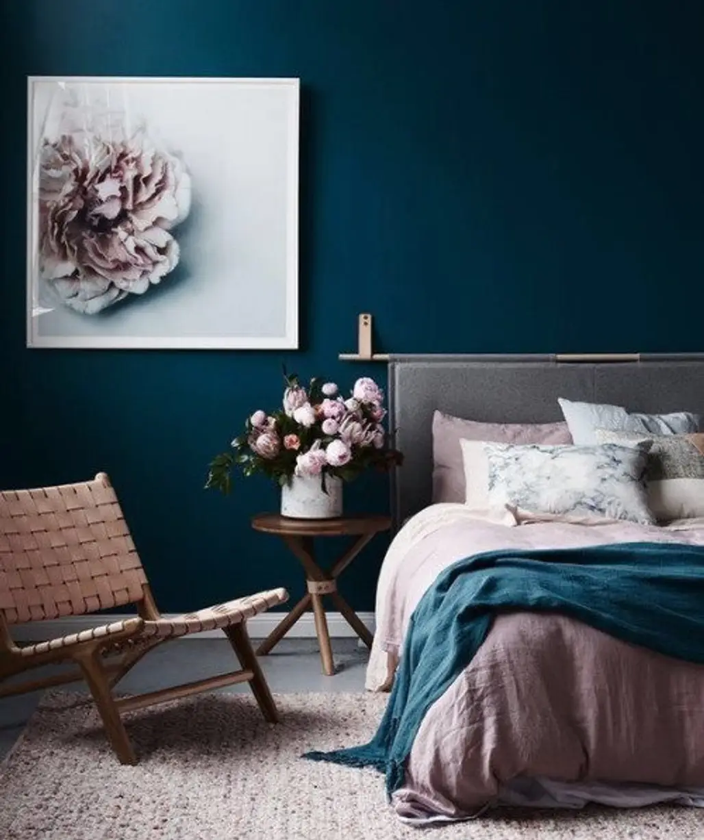 color, blue, room, living room, wall,