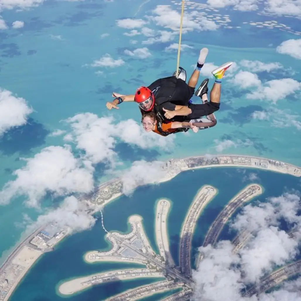 Parachuting, Air sports, Tandem skydiving, Extreme sport, Jumping,
