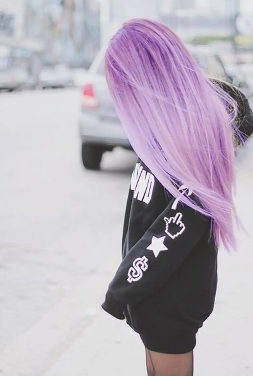 hair,pink,clothing,purple,cap,