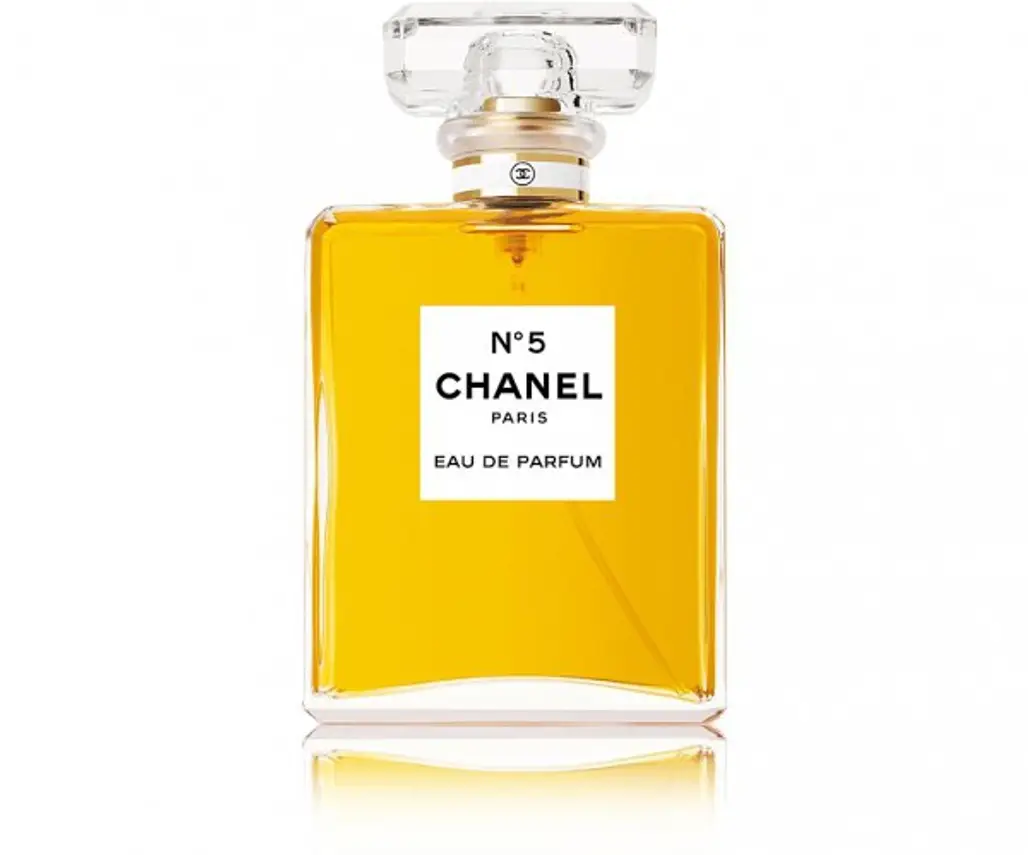 Chanel No. 5, perfume, distilled beverage, cosmetics, liqueur,