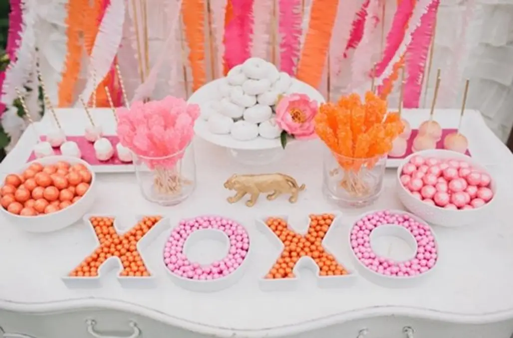 Candy Bar Instead of Wedding Favors