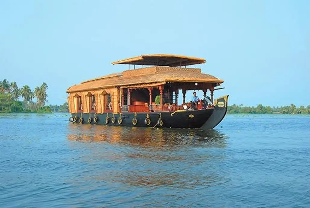 Take a Houseboat Tour in Alleppey, Kerala