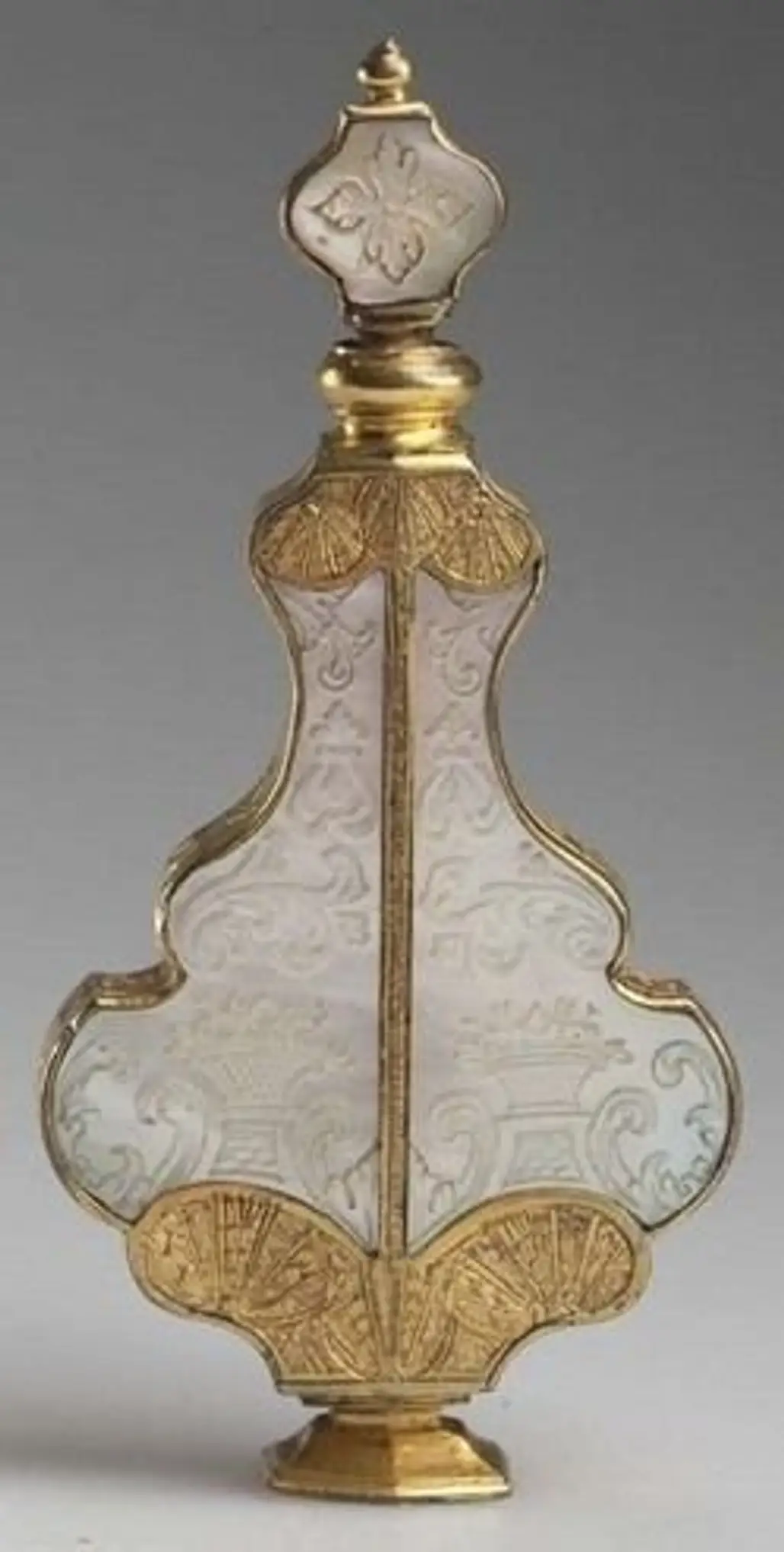 Gilt-metal-mounted Mother-of-pearl