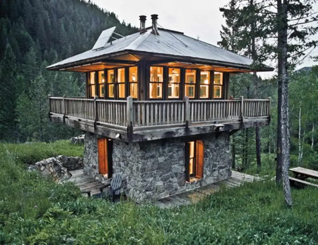 hut,shack,log cabin,cottage,outdoor structure,