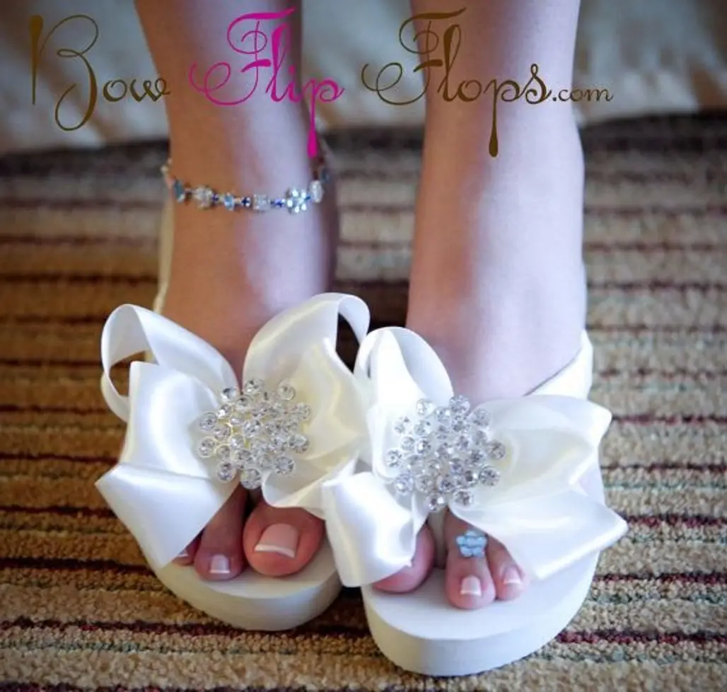 footwear,pink,shoe,leg,petal,