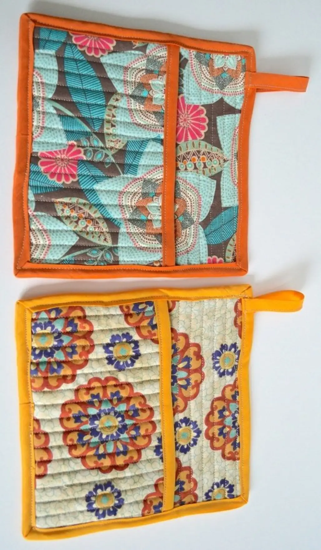 Quilted Pot Holders with Pockets