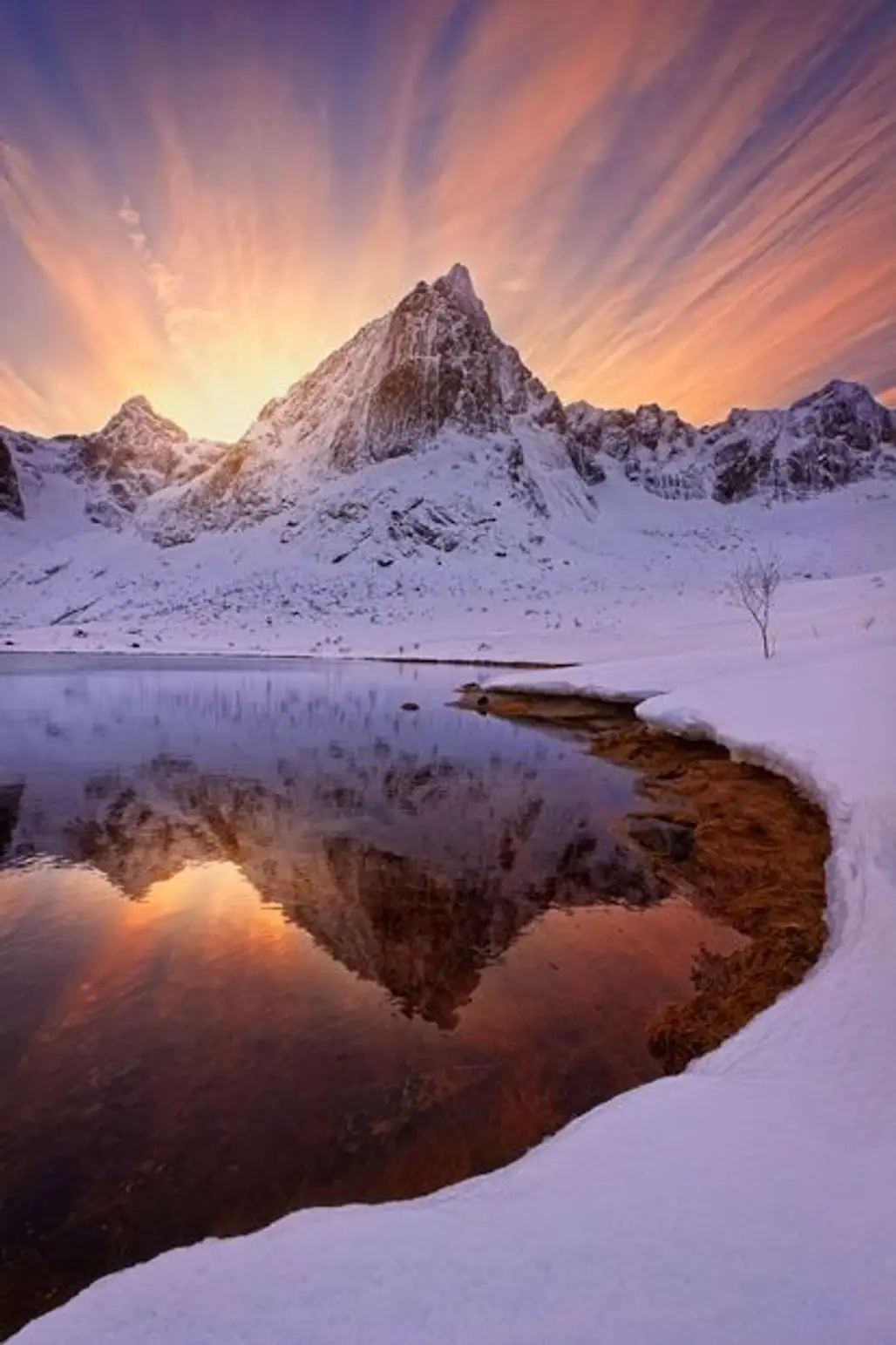 snow,mountainous landforms,winter,mountain,reflection,