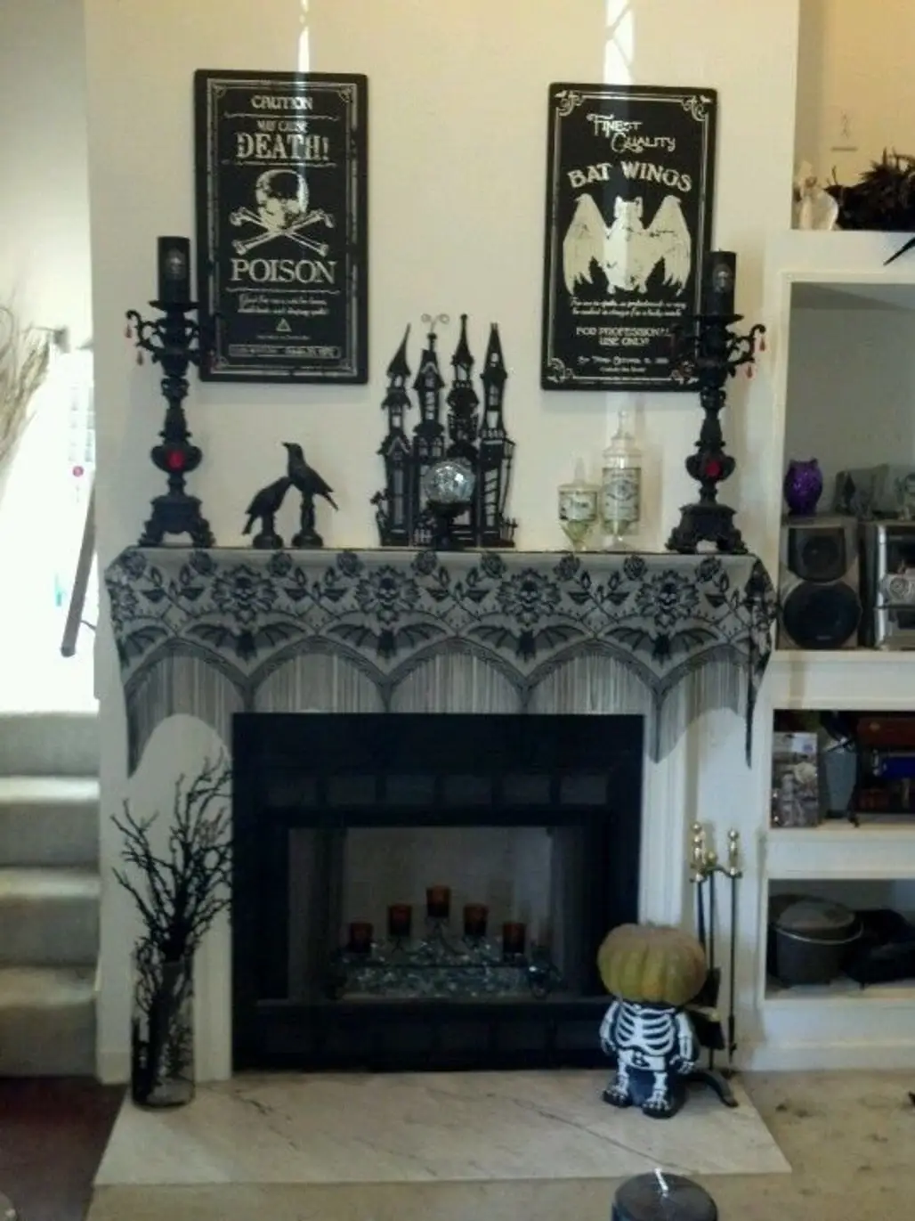 21 Epic Halloween Mantels to Adorn Your House ...