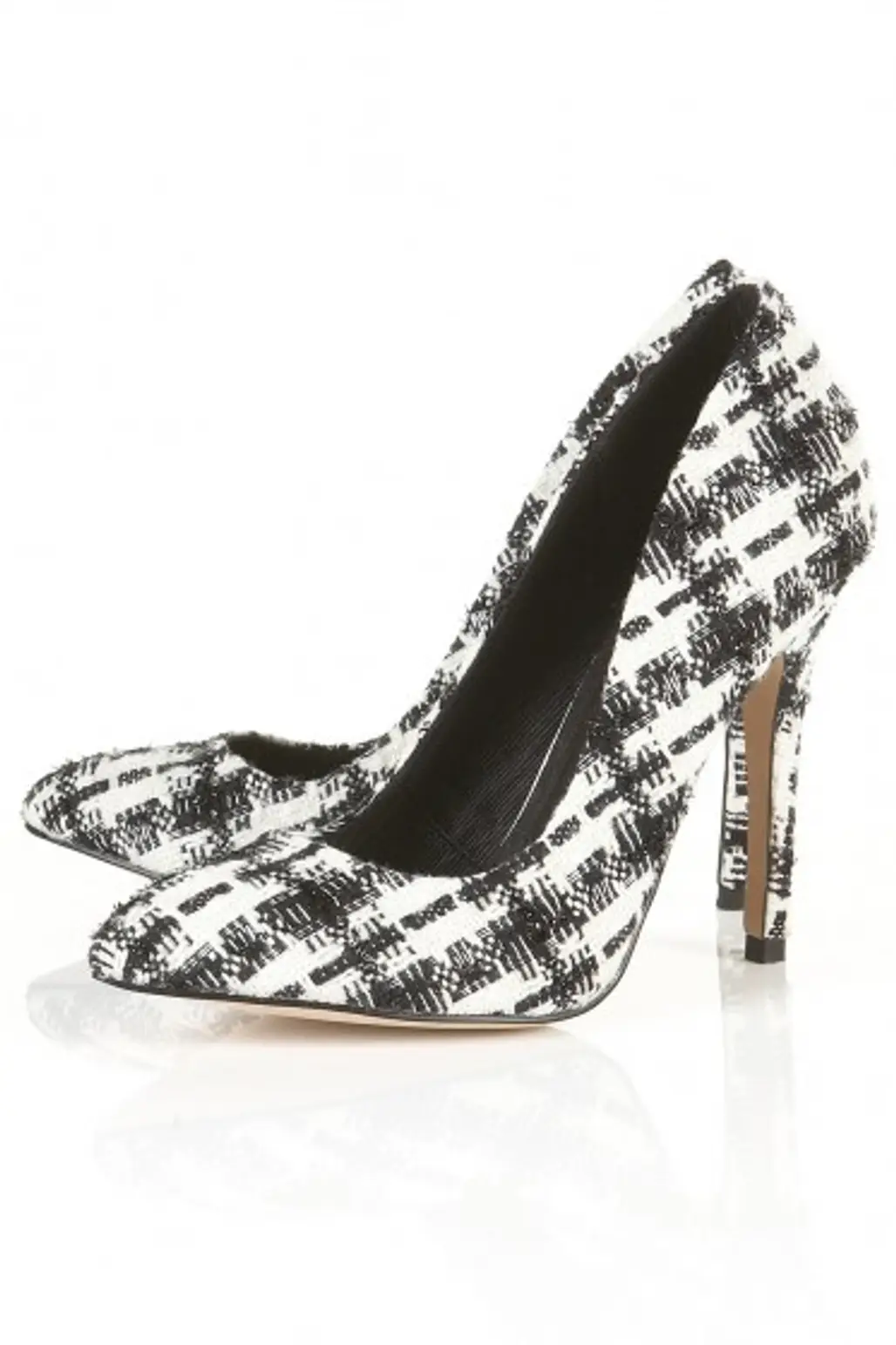 Game2 Pointed Boucle Pumps
