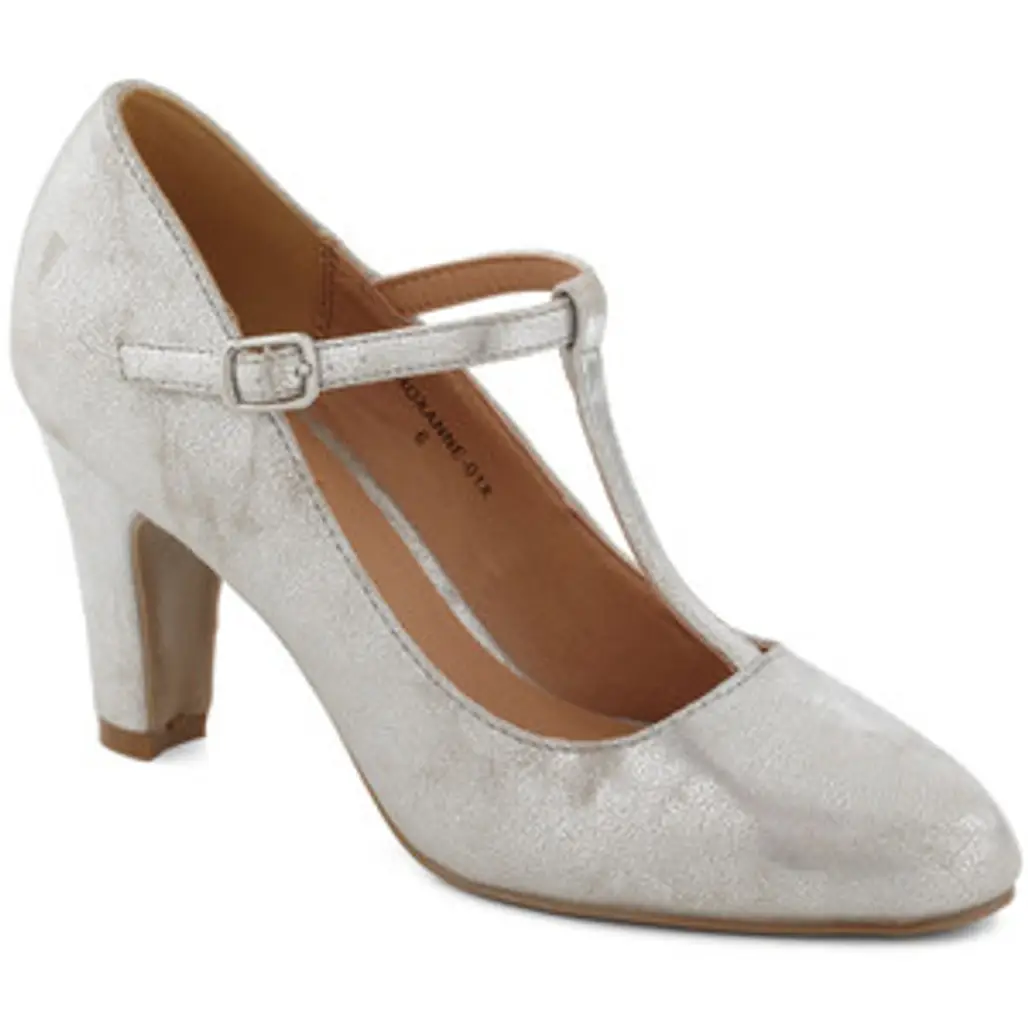 Everything’s Aglow Heel in Silver