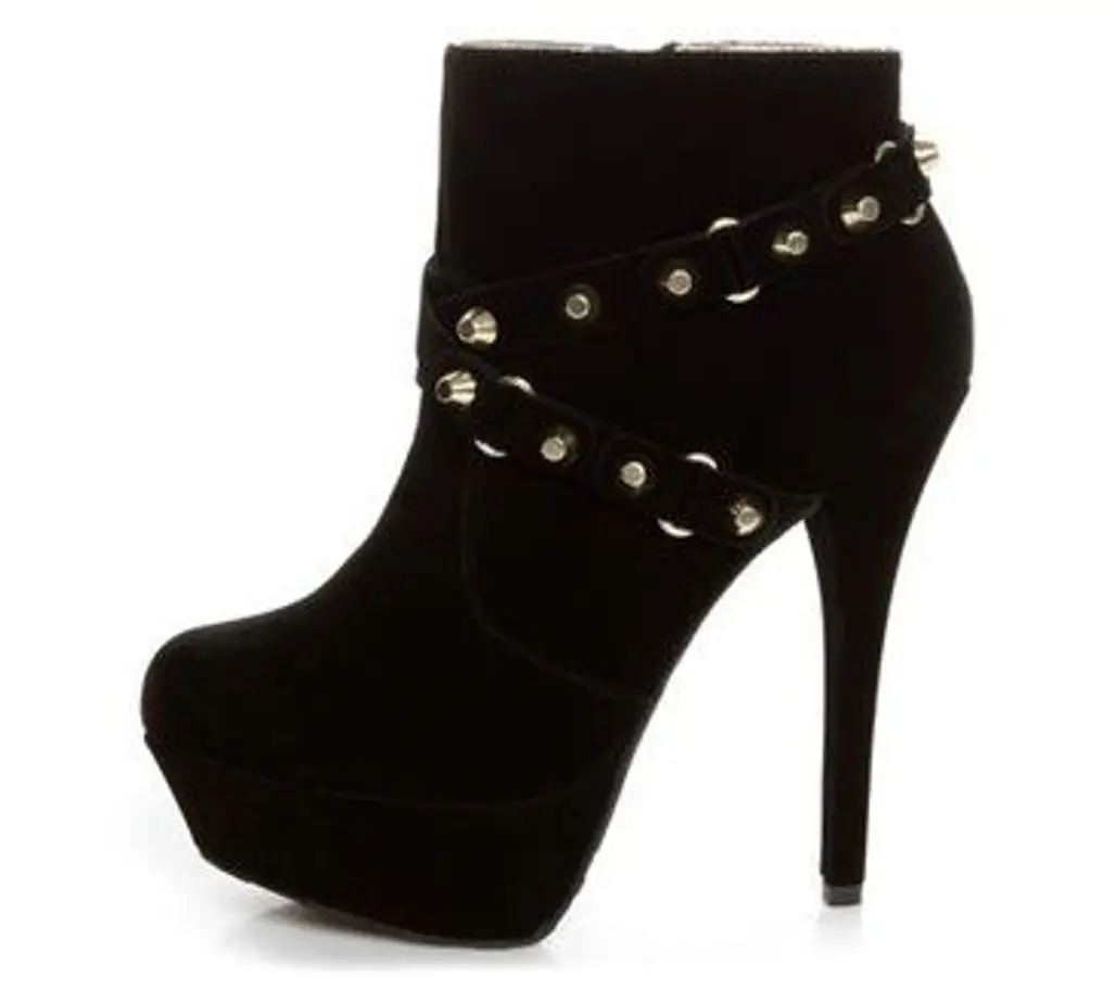 Dollhouse Slammin Black Strapped and Studded Platform Booties