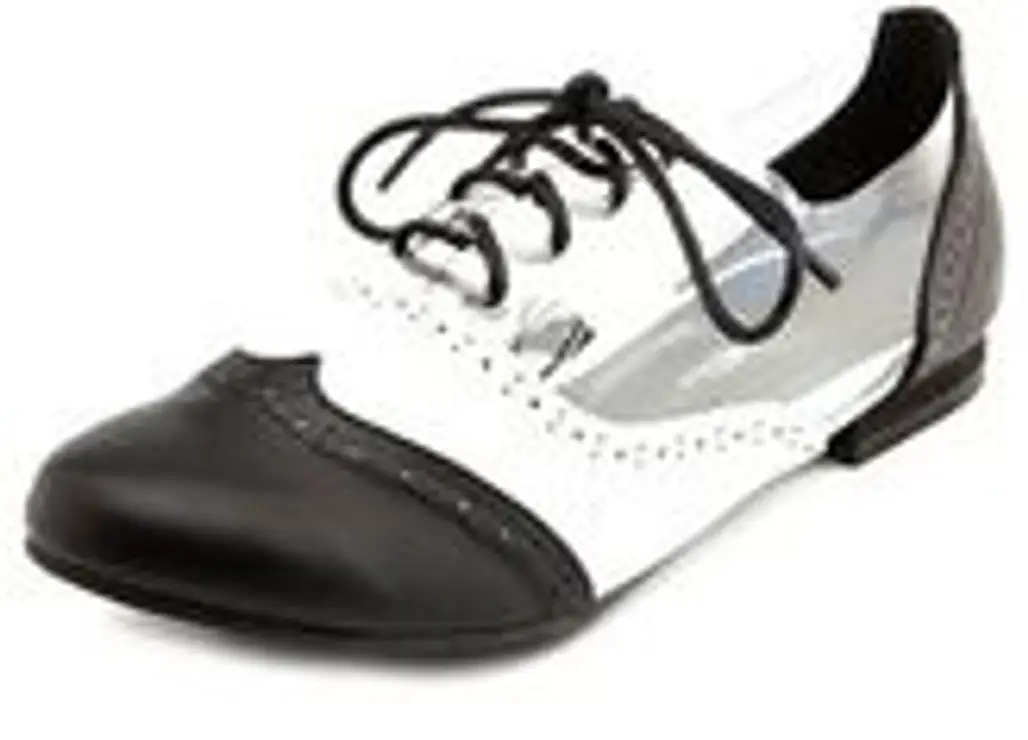 Clear Wingtip Lace-up Oxford