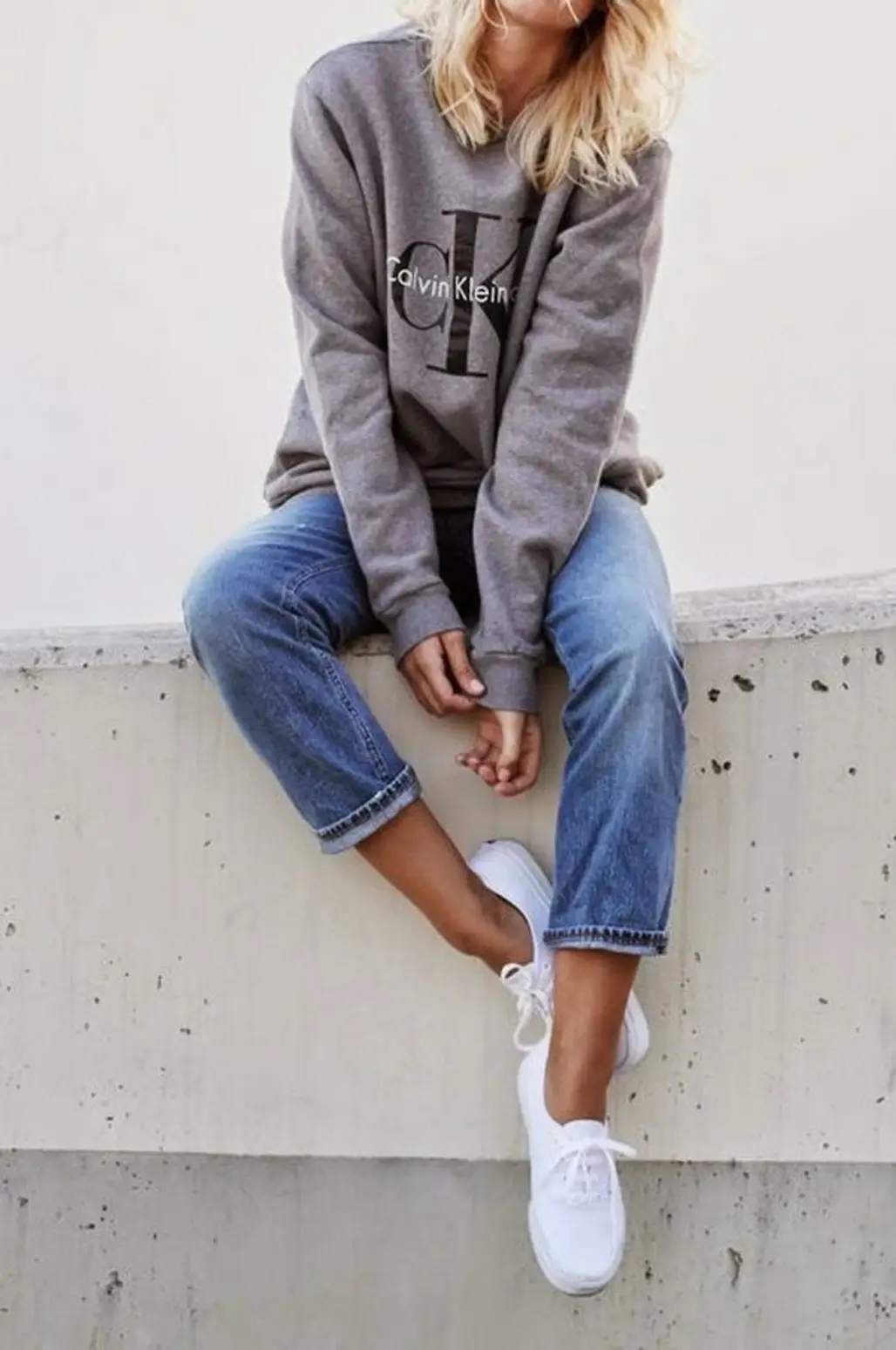 Oh so Slouchy: Sweatshirt and Jeans