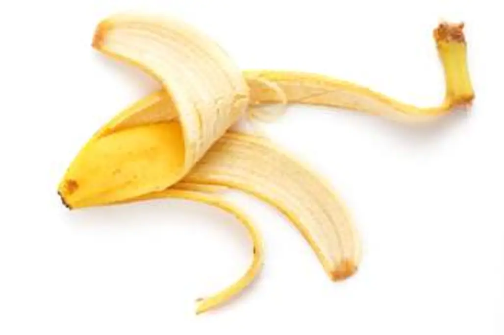 Banana Peel for Dry and Acne Prone Skin