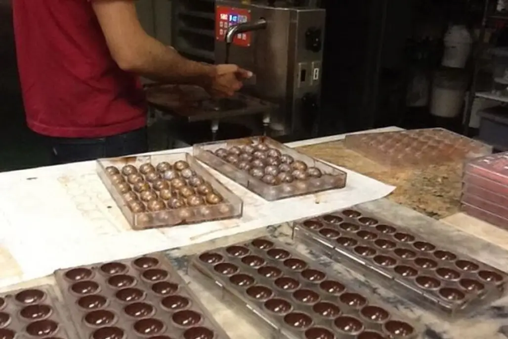 Fera Wyn's Artisan Chocolates in Vallejo, CA