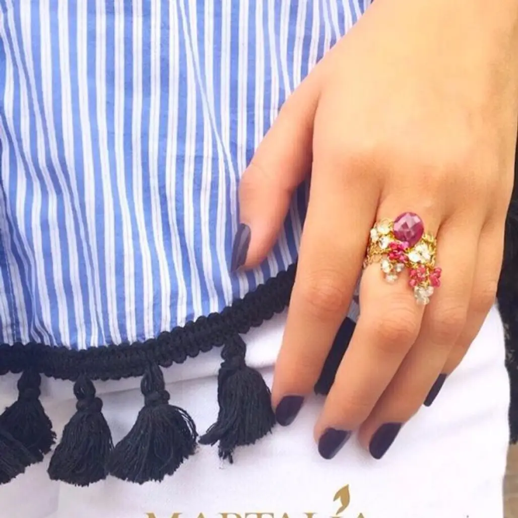 finger, fashion accessory, pattern, hand, jewellery,