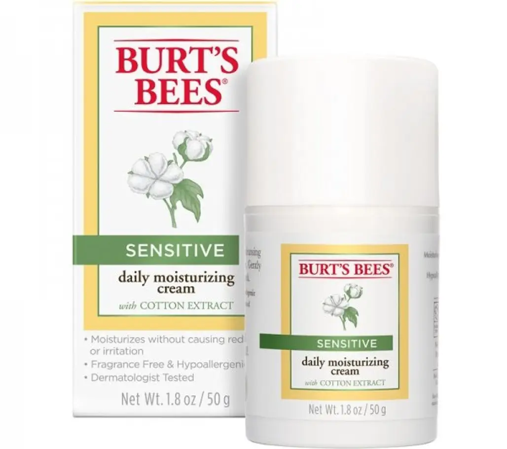 Burts Bees Natural Skin Solutions Sensitive Daily Moisturizer