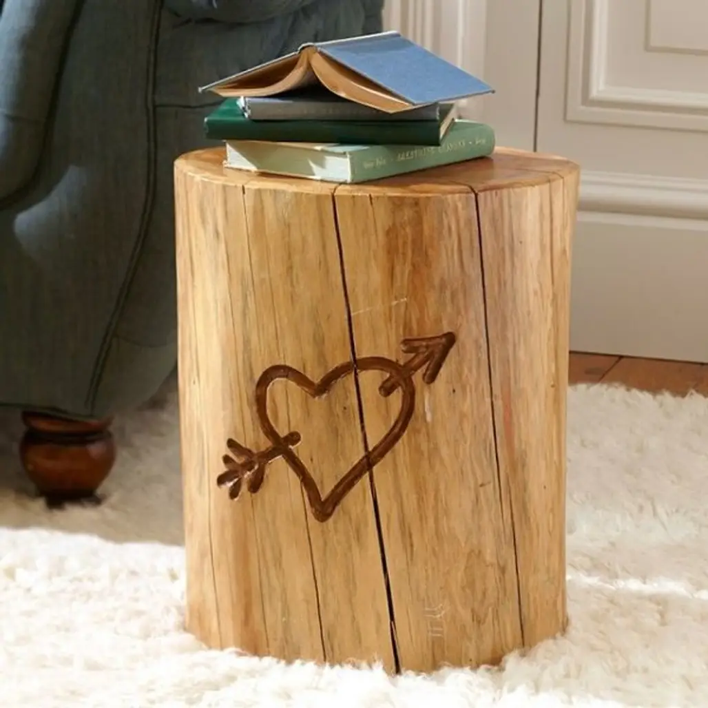 Decorative Accent for a Side Table