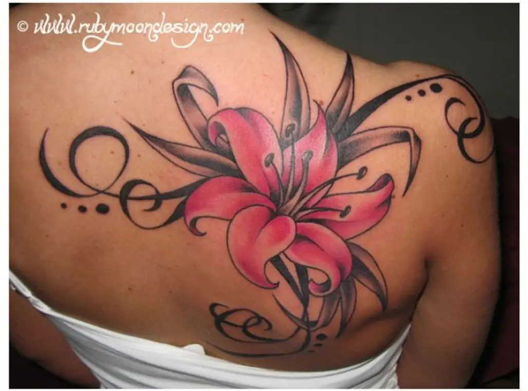 tattoo,arm,flower,human body,trunk,