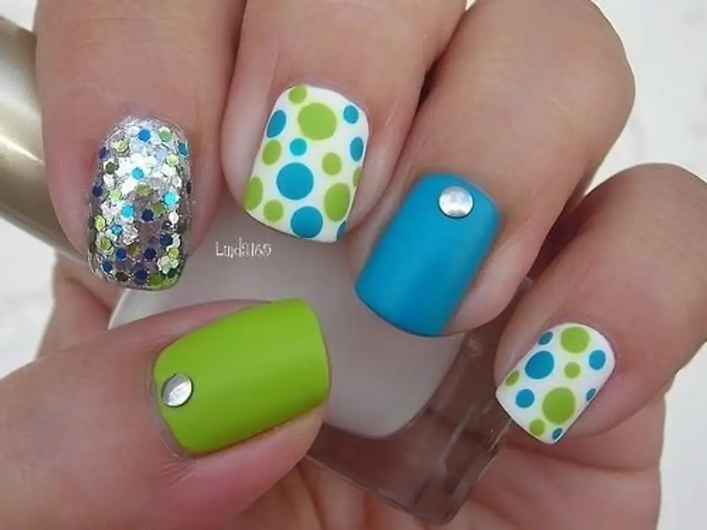 nail,color,finger,green,blue,
