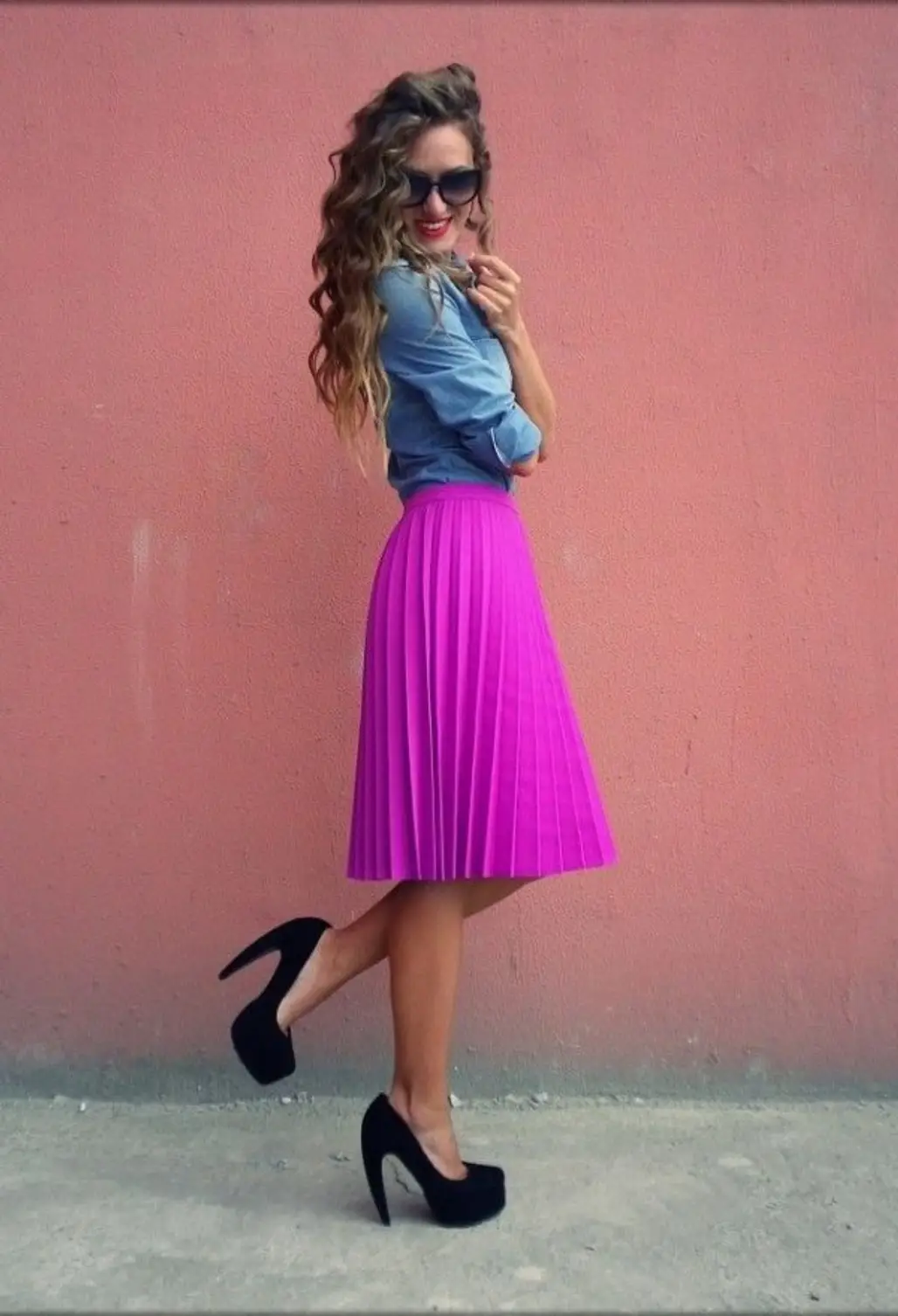 Pair Your Pleated Midi Skirt with Killer Pumps