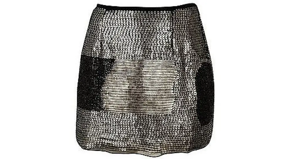 Do Wear Sequined Skirts