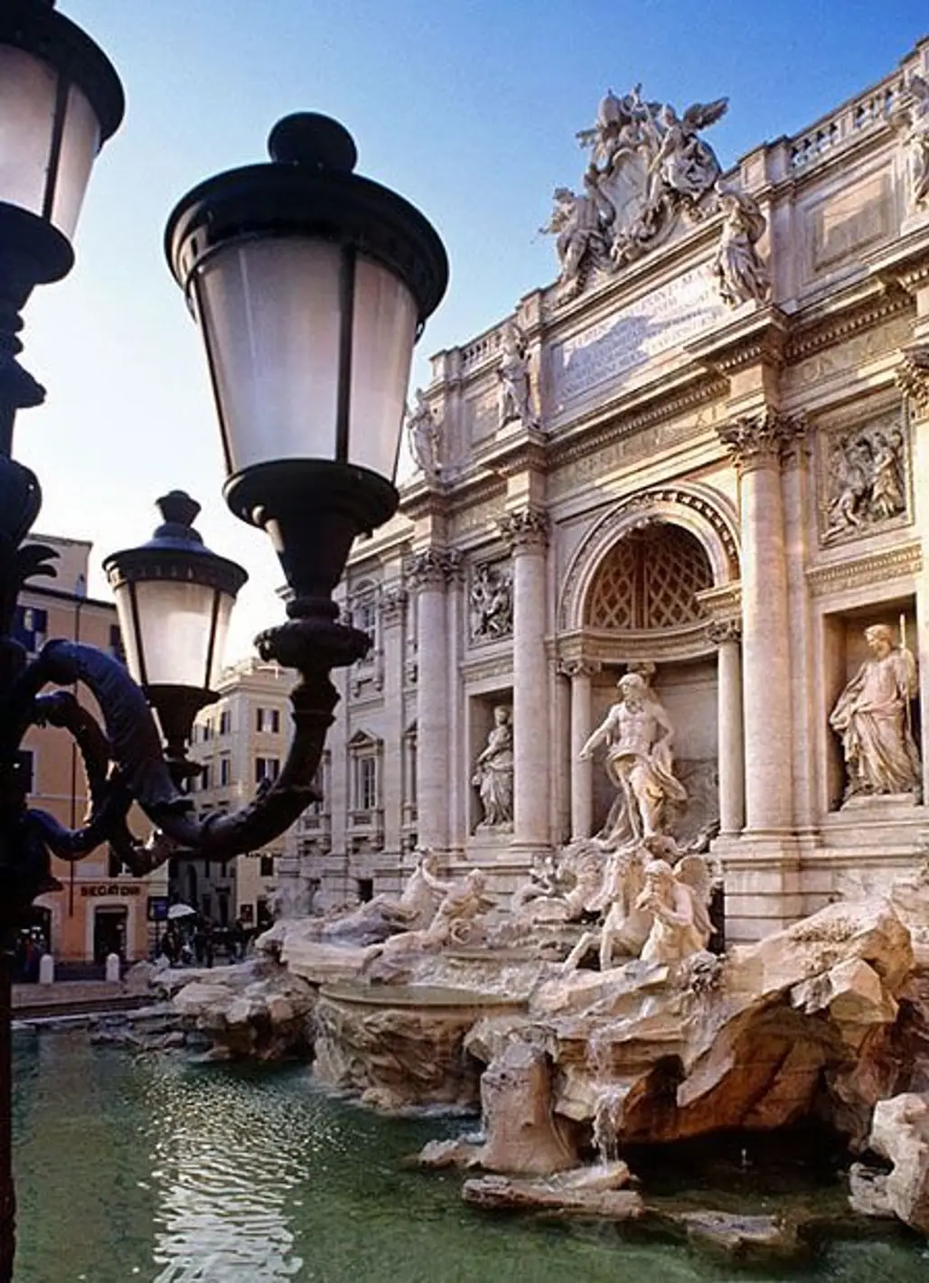 Trevi Fountain,landmark,fountain,architecture,ancient rome,