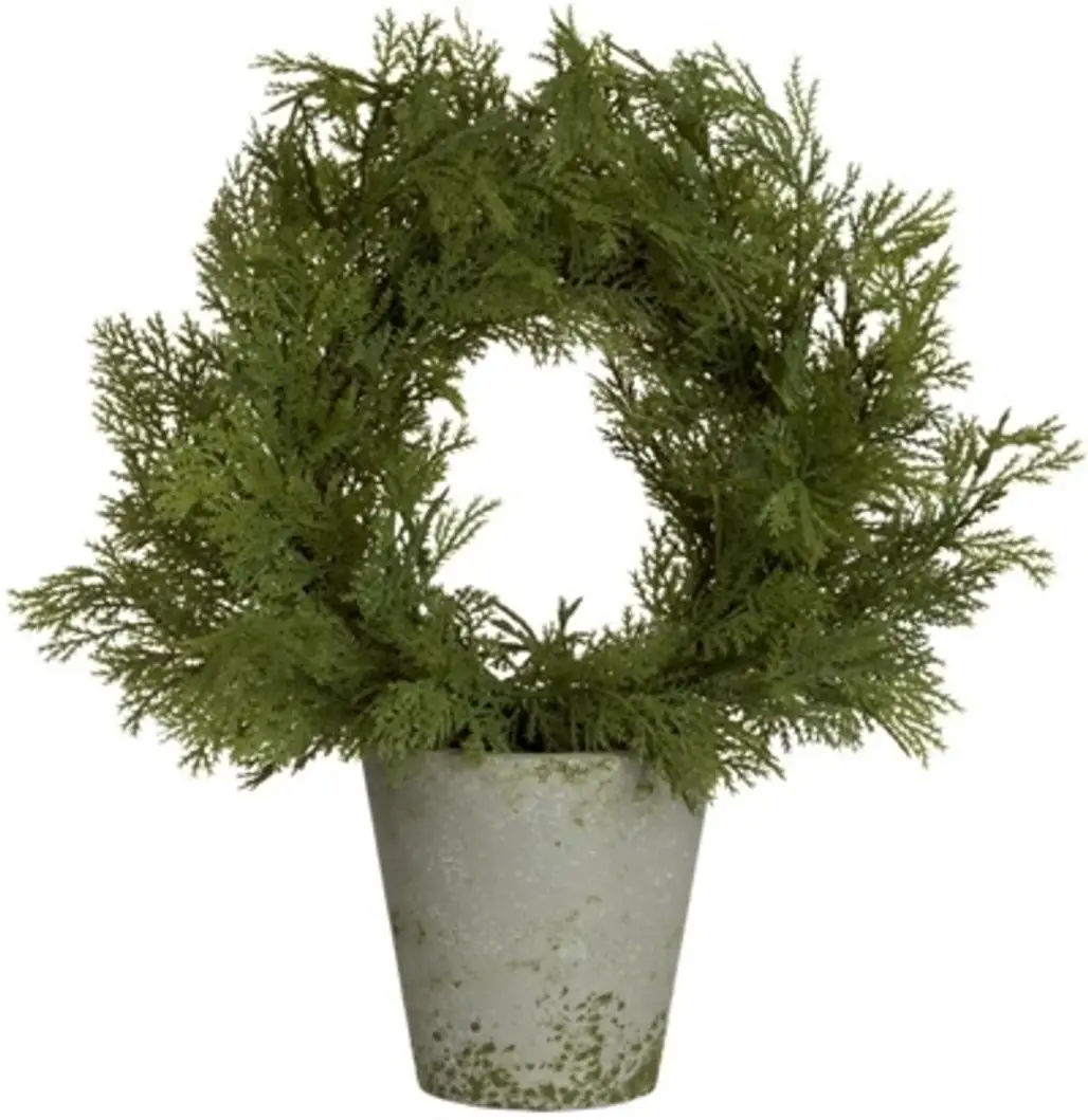 Cedar Wreath Topiary