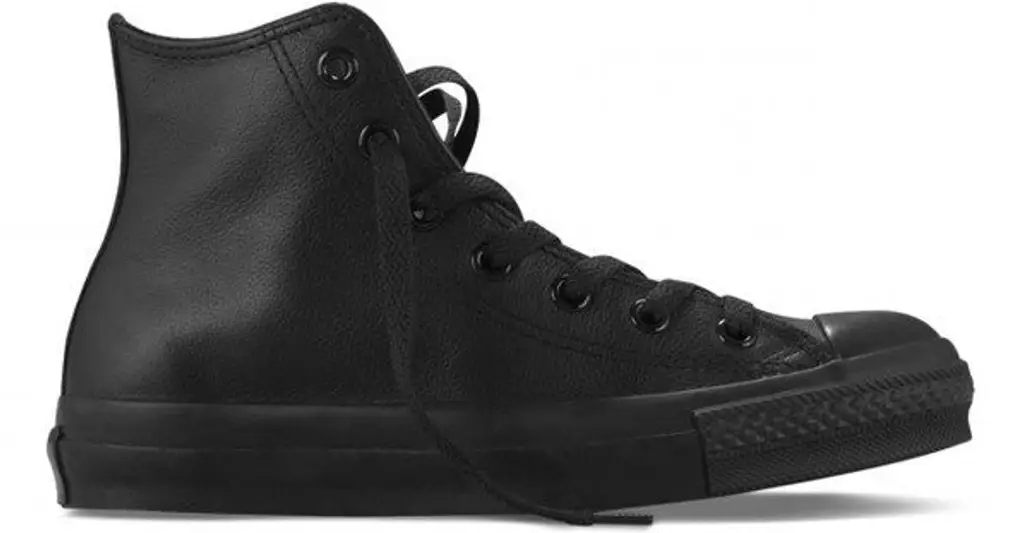 Men's Chuck Taylor All Star Black Leather Sneaker