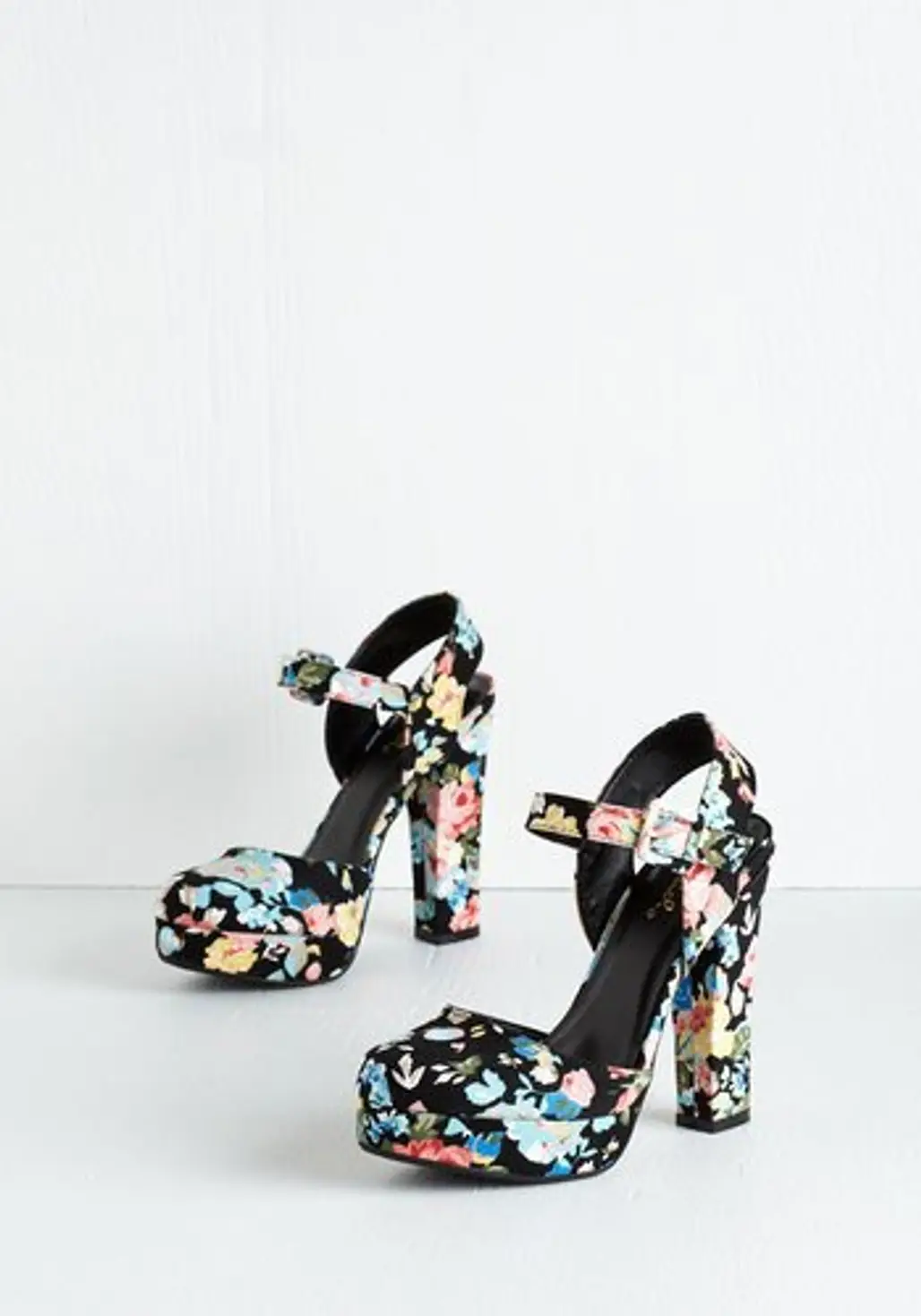 ModCloth Strut a Delight Heel in Floral