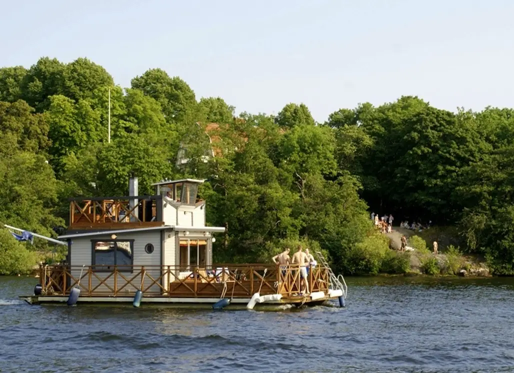 Sauna-boat – Combining Relaxation