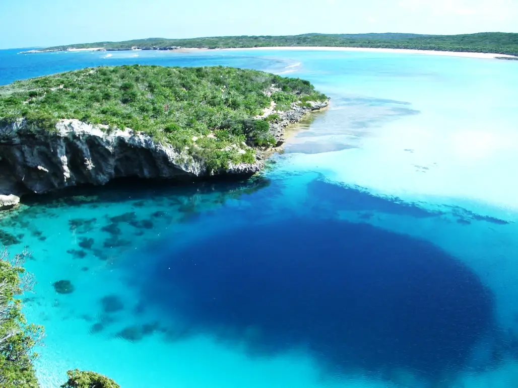 Dean’s Blue Hole, Bahamas