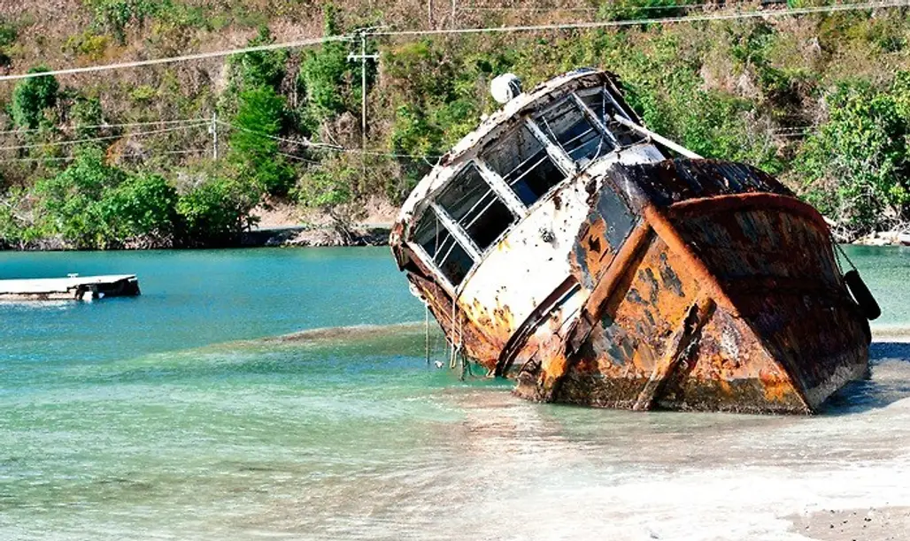 Dive to a Shipwreck off the British Virgin Islands
